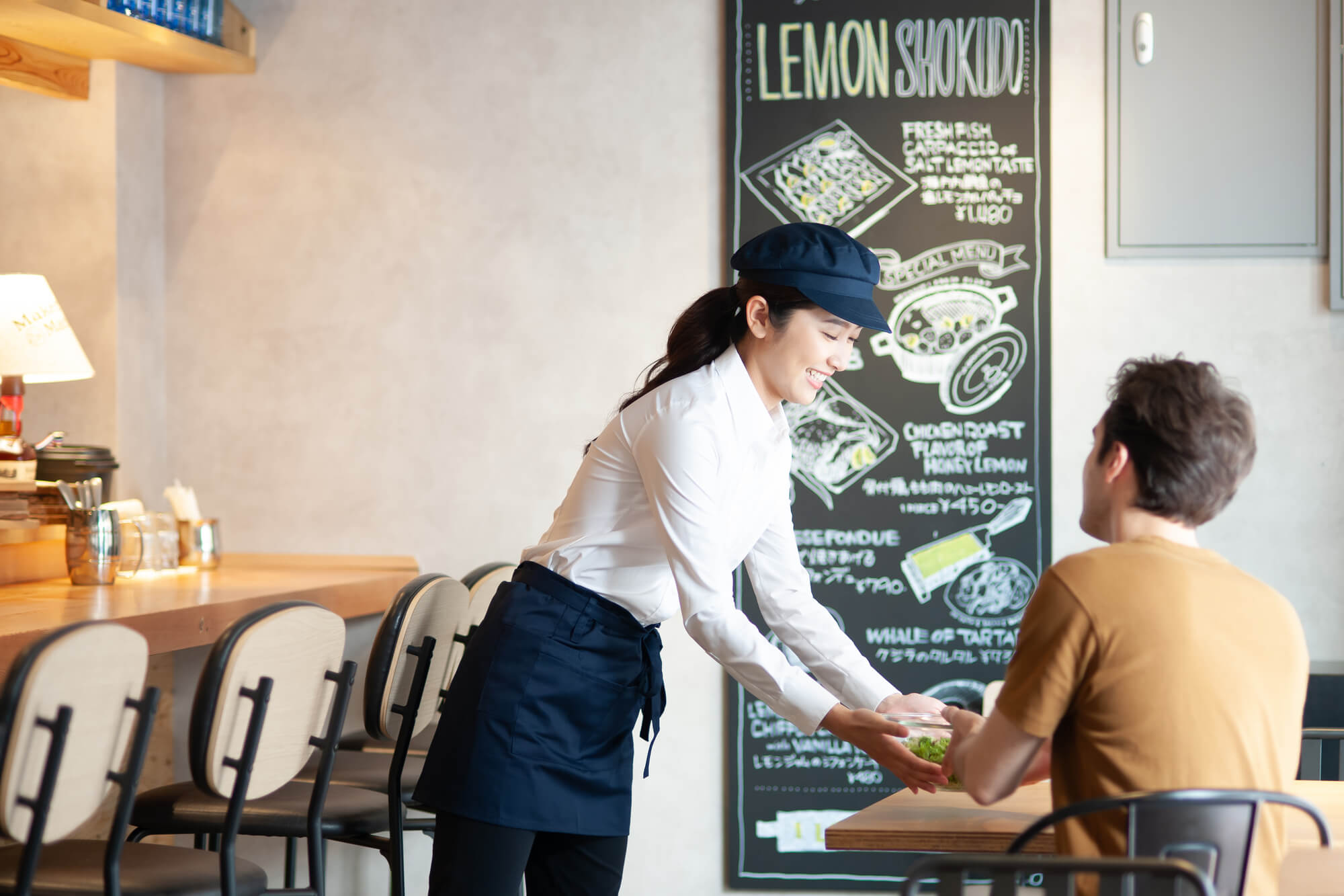 訪日客に人気の決済方法とは？インバウンド需要を取り込むためのキャッシュレス決済導入ガイド！